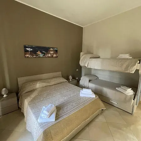 Aurora House בית נופש *